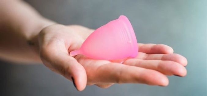 La coupe menstruelle : intérêt, choix, pliage et conseils d’utilisation